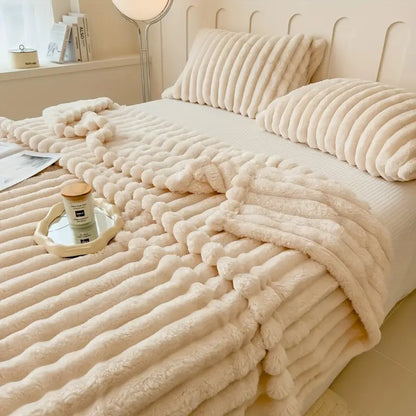 Luxurious Faux Rabbit Fur Throw Blanket - Soft, Warm & Cozy
