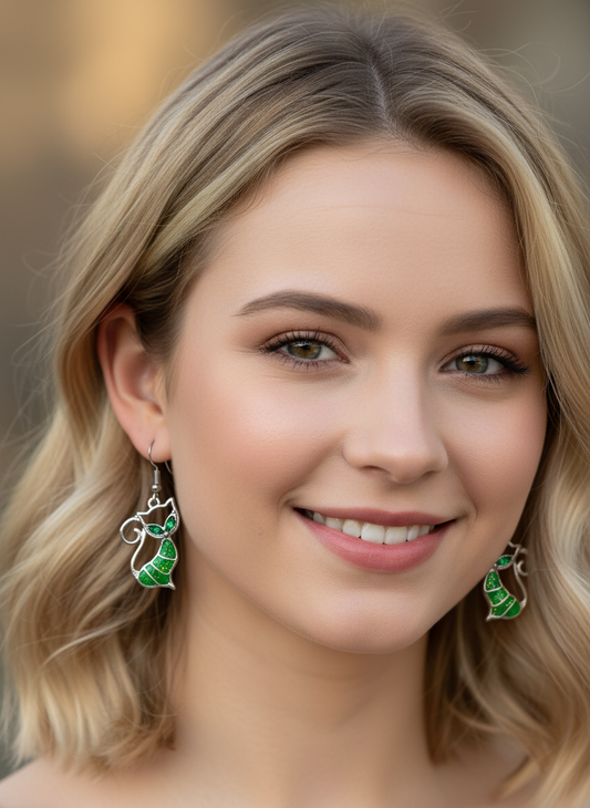 Cat sparkling earrings