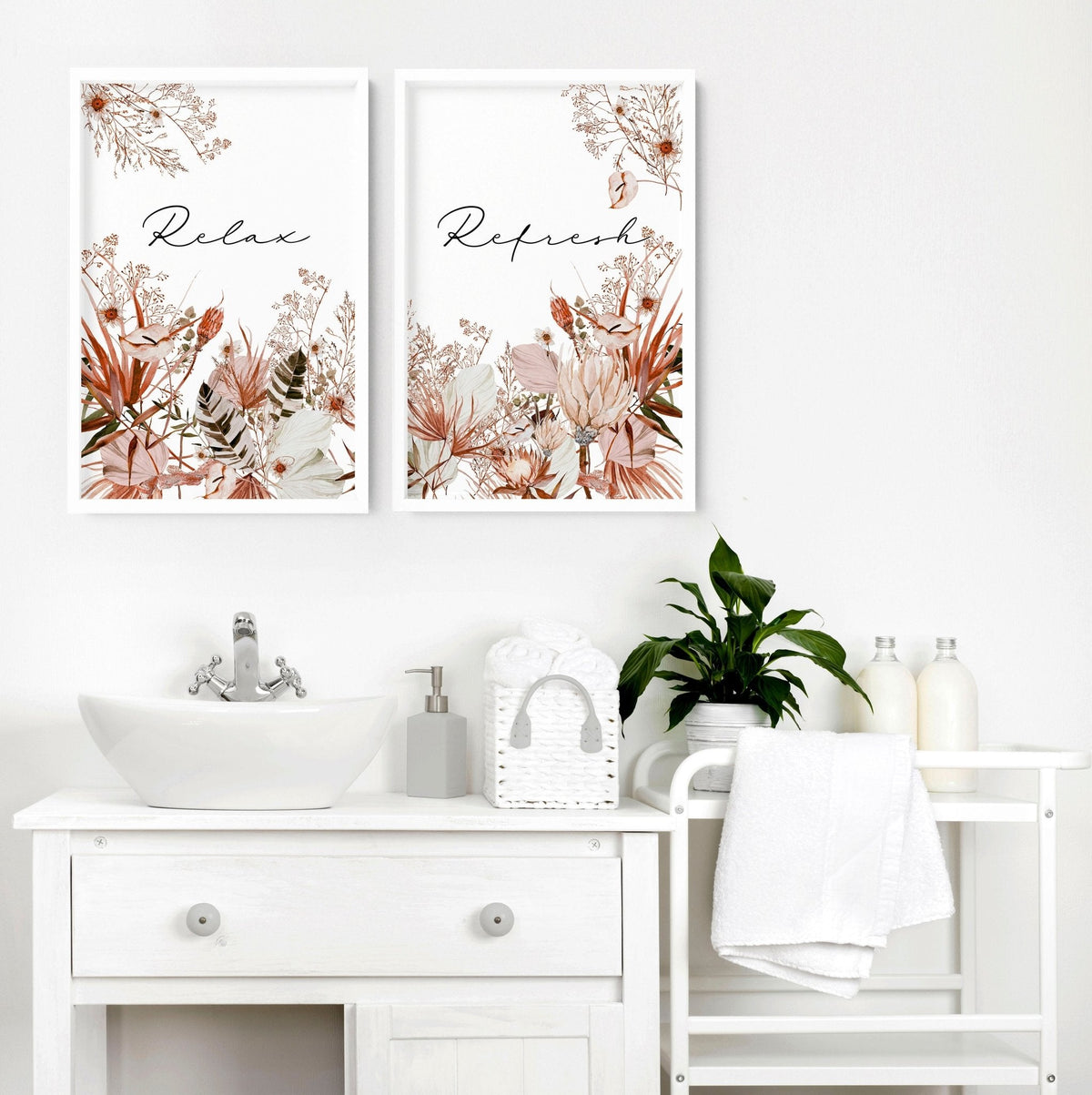 Bathroom wall pictures | Set of 2 framed wall art - ArtElement 